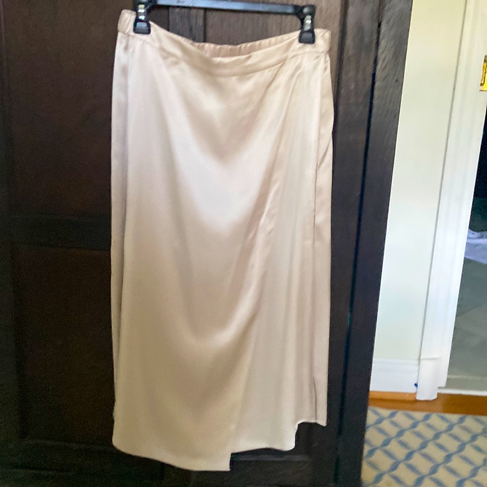 Vince silk midi skirt, faux wrap. 2 side slits